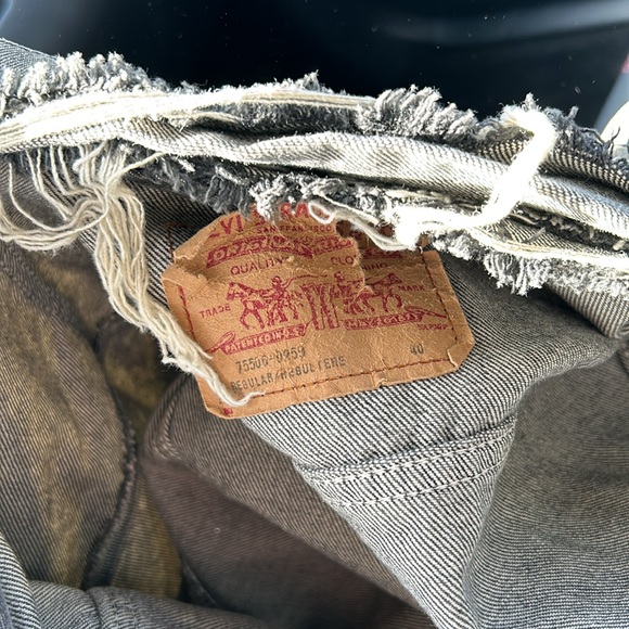 Vintage Levi’s Denim Jacket - Picture 4 of 4